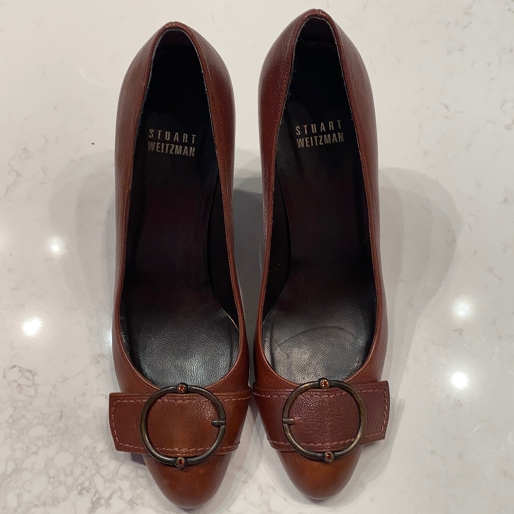 Stuart Weitzman pumps